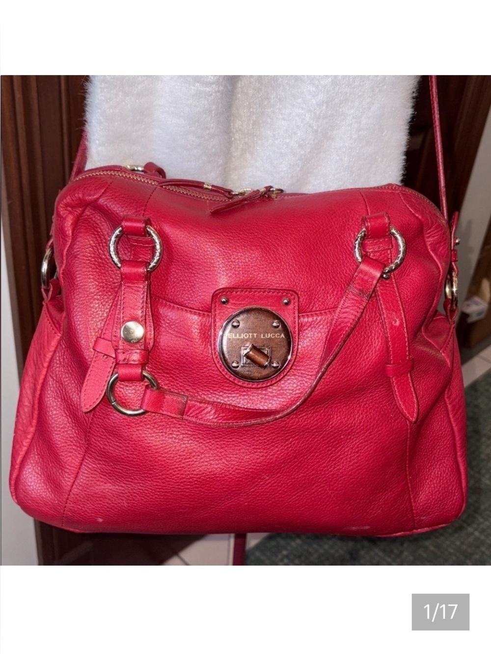 Elliott Lucca Large leather bag Satchel Shoulder bag  holiday Red  goldtone 
EUC
